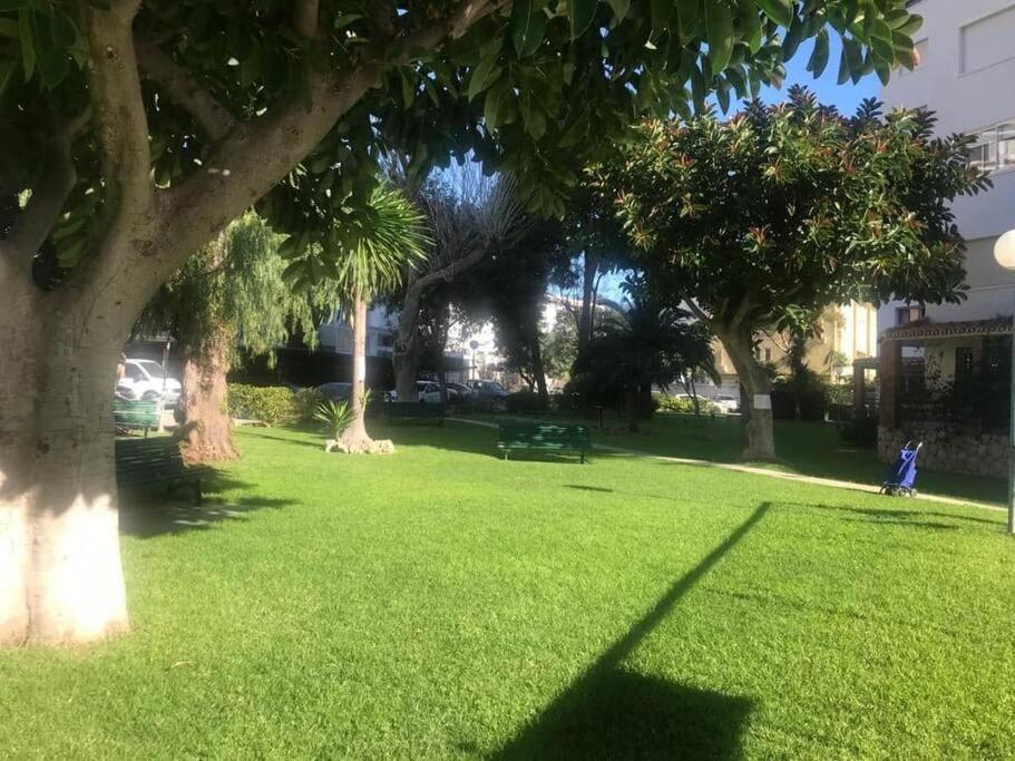 Cosy With Seaviews, Pool Close To Beach. *