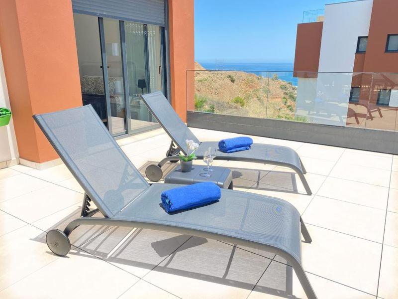 Apartment Modern Apartment-sea View