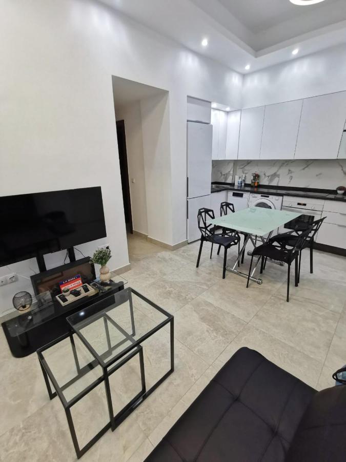 Apartment And Holidays *