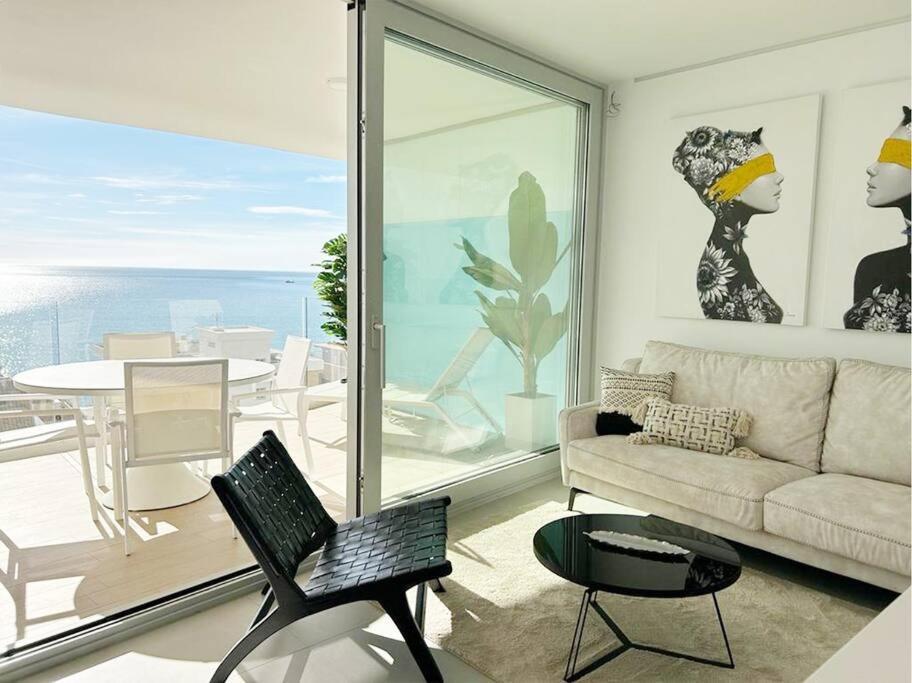 Apartment Amazing Sea Views, The Wave