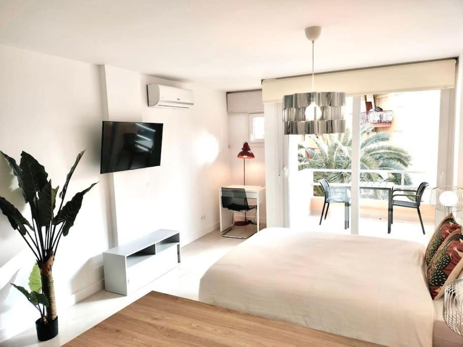 Veramar - Terrace, Pool & Parking By 10tosea Apartment Fuengirola