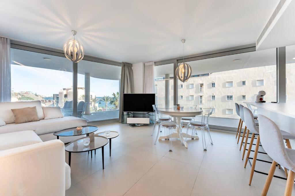 Apartment Luxury Flat With Sea View In Costa Del Sol