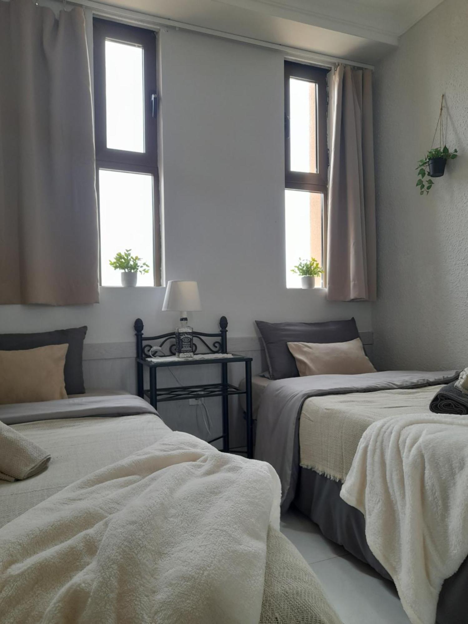 On The Harbor, First Line With Beautiful Sea View In 4 Star Apartment *