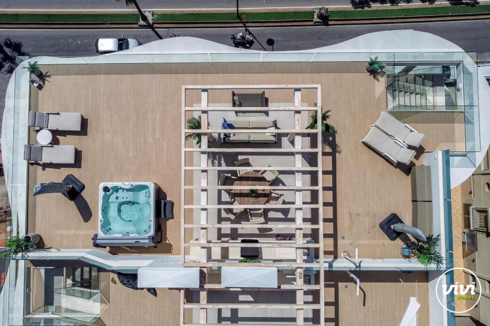 Apartamento Vivi Homes - Kenzo Pool, Jacuzzi, Terrace & Sea View *