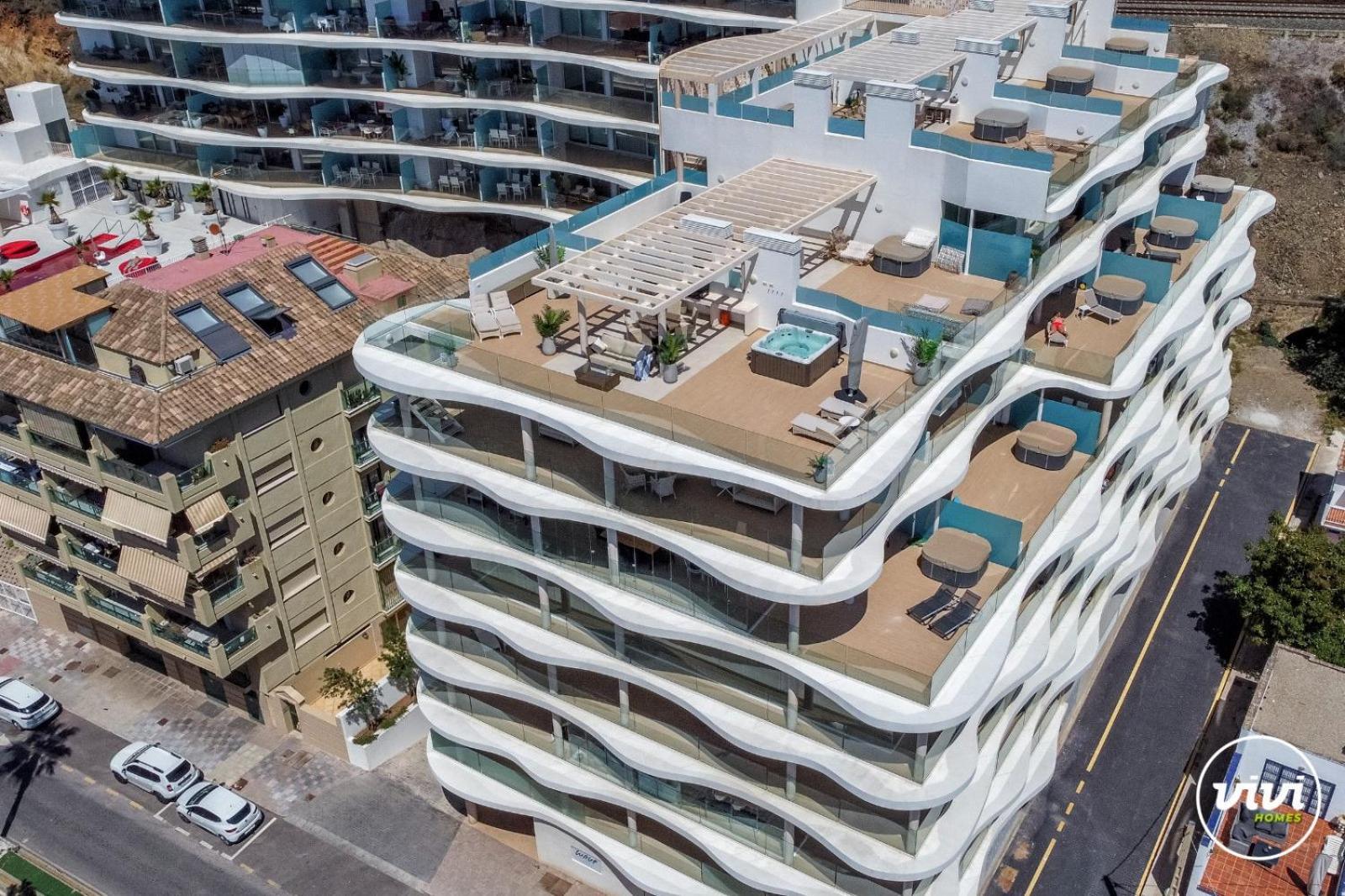 Apartamento Vivi Homes - Kenzo Pool, Jacuzzi, Terrace & Sea View Fuengirola