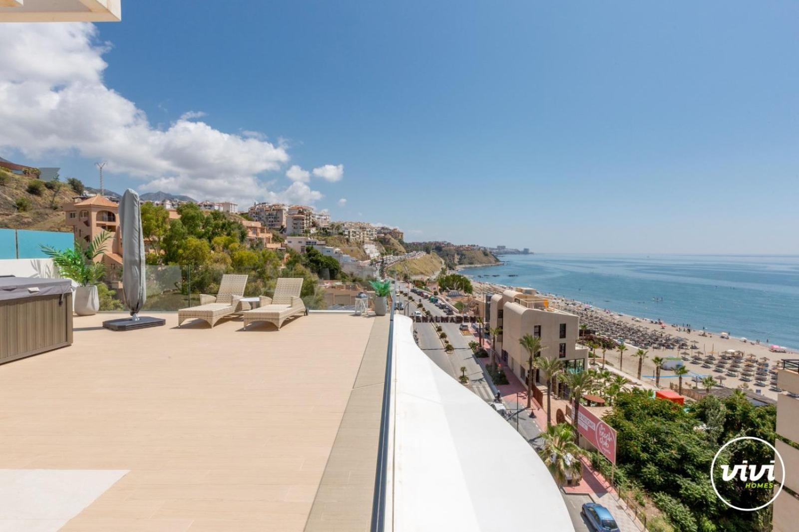 Apartamento Vivi Homes - Kenzo Pool, Jacuzzi, Terrace & Sea View