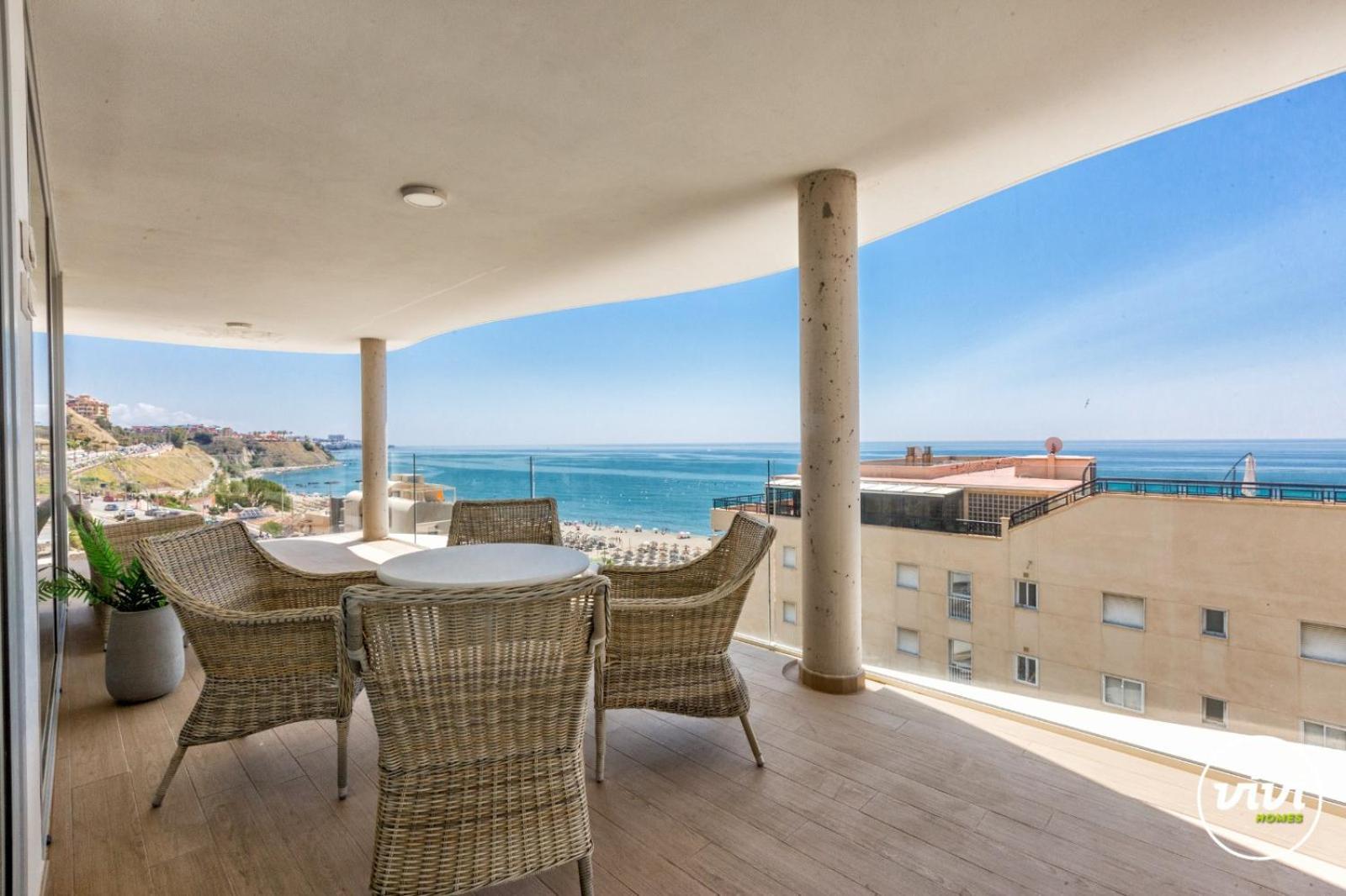 Vivi Homes - Kenzo Pool, Jacuzzi, Terrace & Sea View Apartamento *
