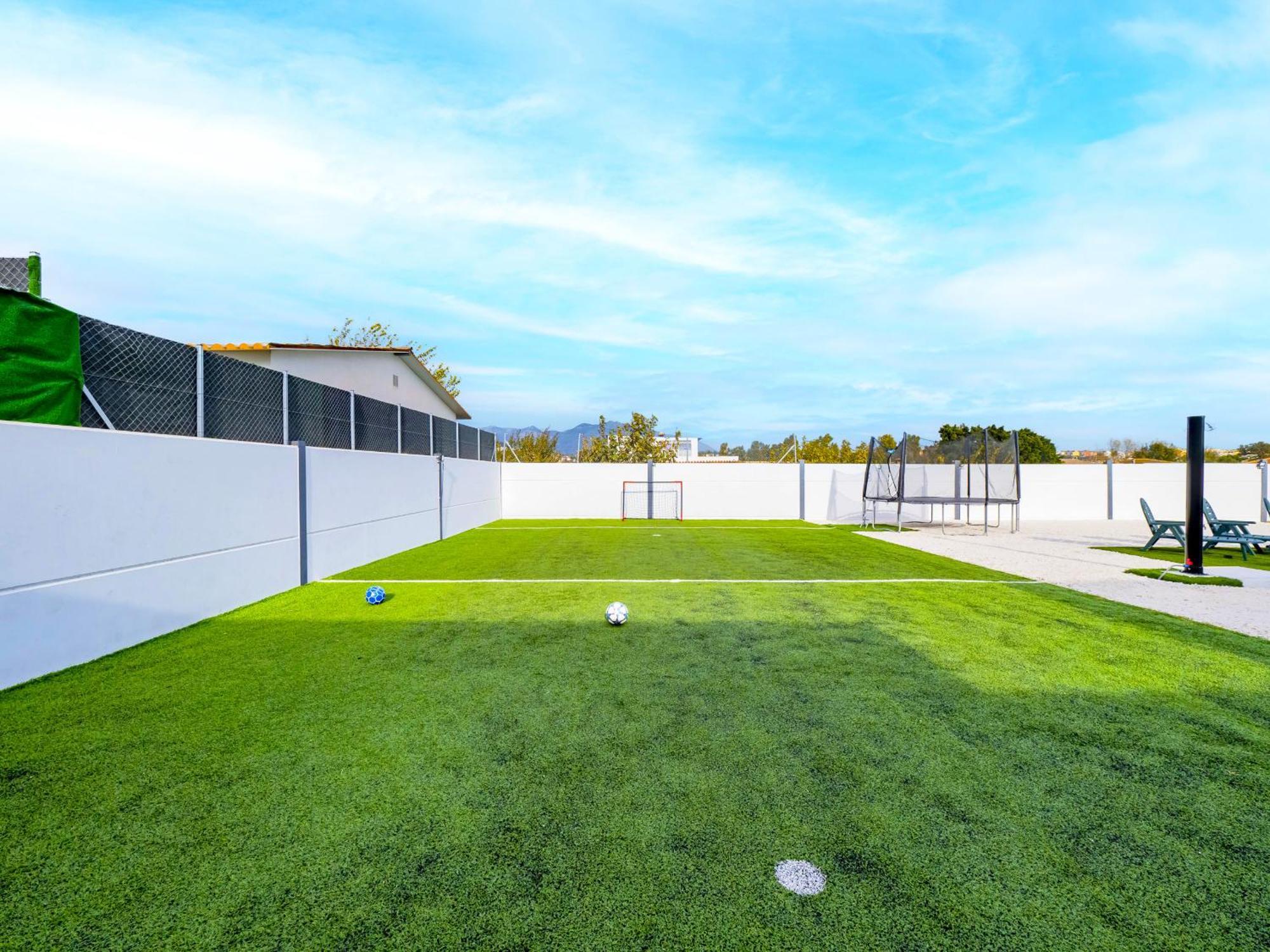 Cubo's Casa Soles & Football Field Ferienhaus *