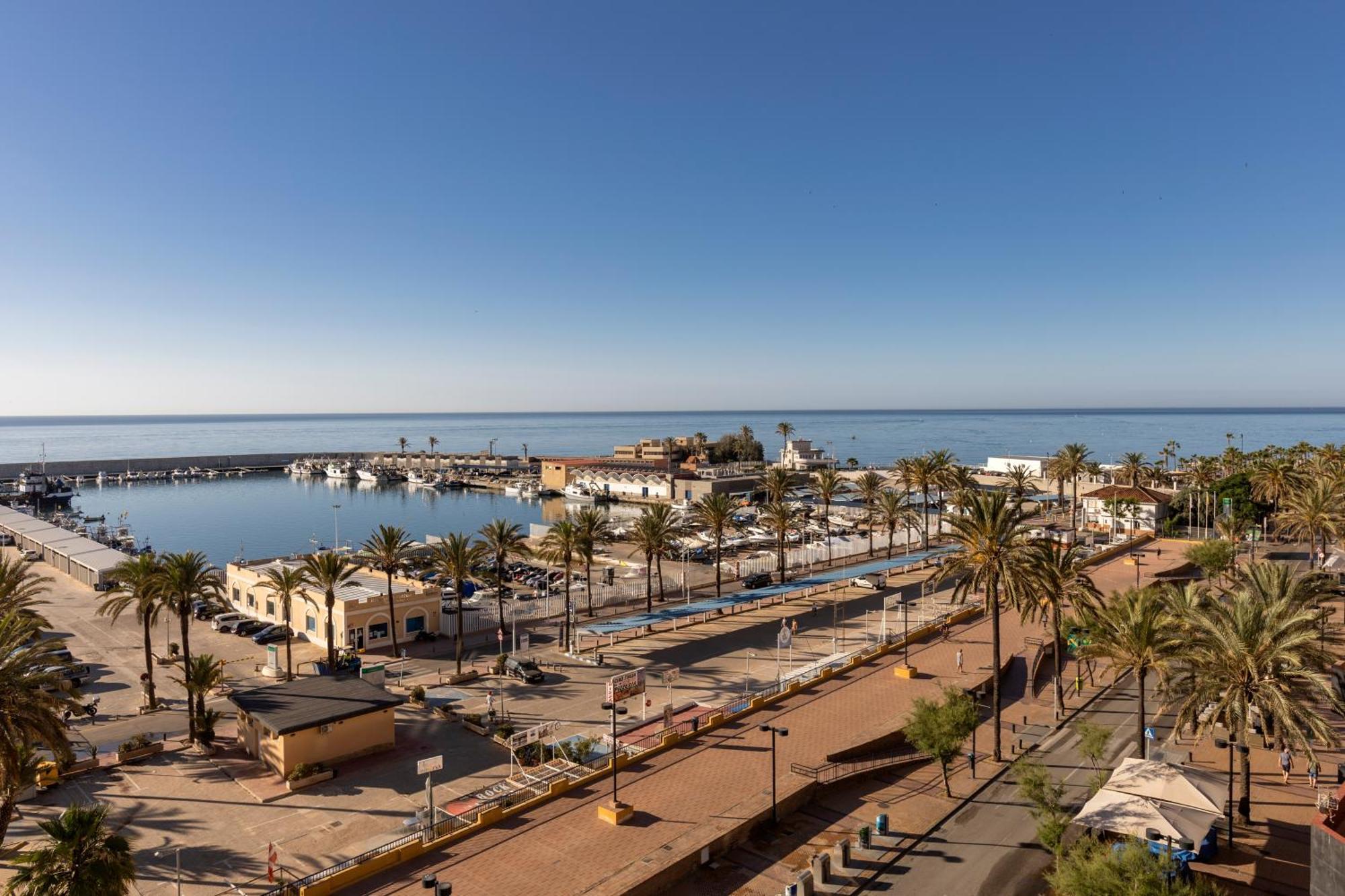 Hotel Palmeras Affiliated By Fergus Fuengirola