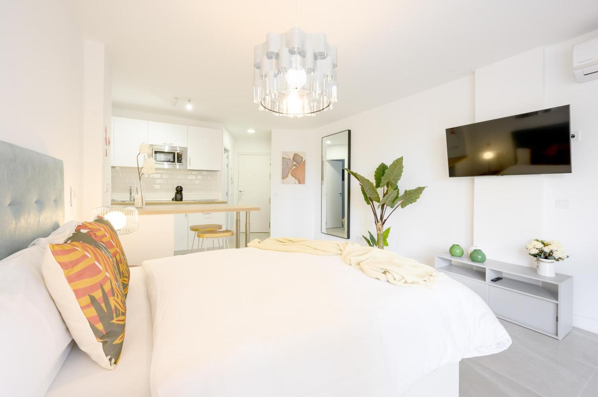 Apartment Veramar - Terrace, Pool & Parking By 10tosea Fuengirola