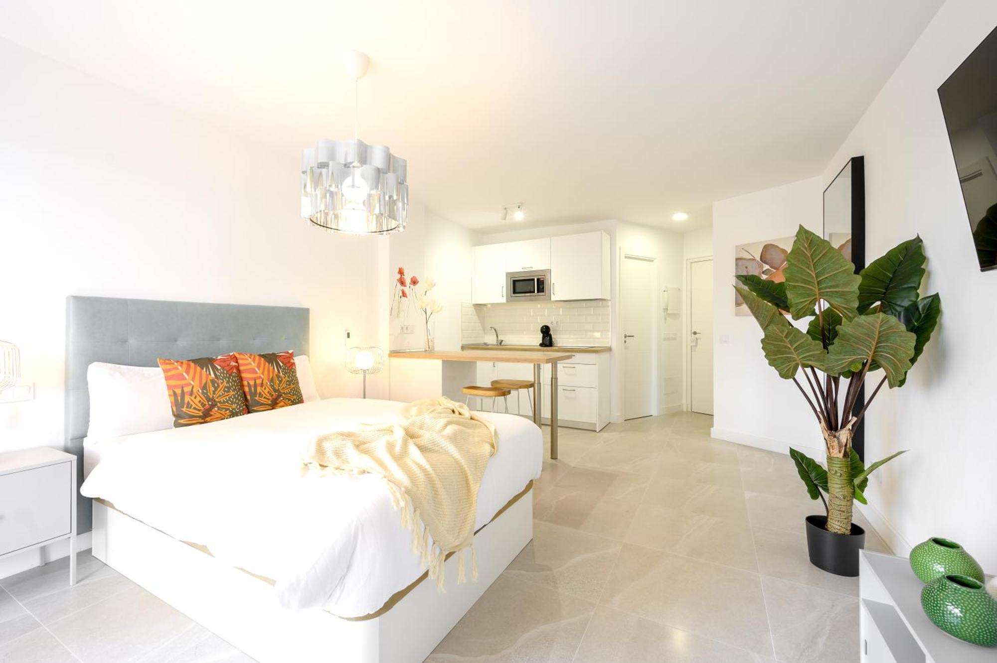 Veramar - Terrace, Pool & Parking By 10tosea Fuengirola
