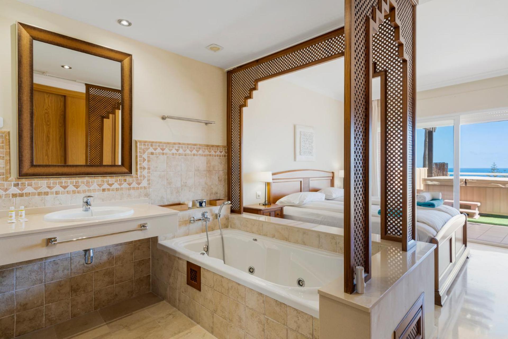 Huoneisto Malibu Jacuzzi Penthouse Panoramic Sea View By Costarentals - Ref 245 Fuengirola