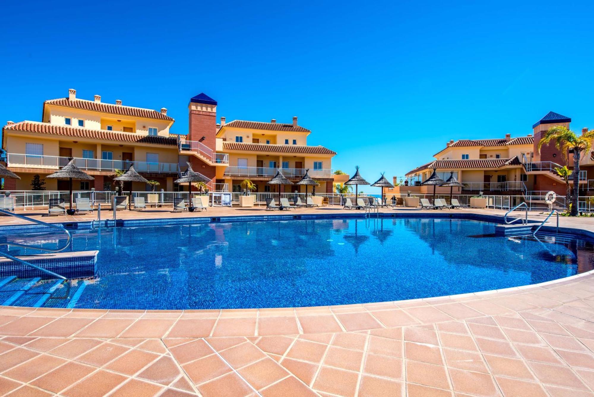 Malibu Jacuzzi Penthouse Panoramic Sea View By Costarentals - Ref 245 Huoneisto