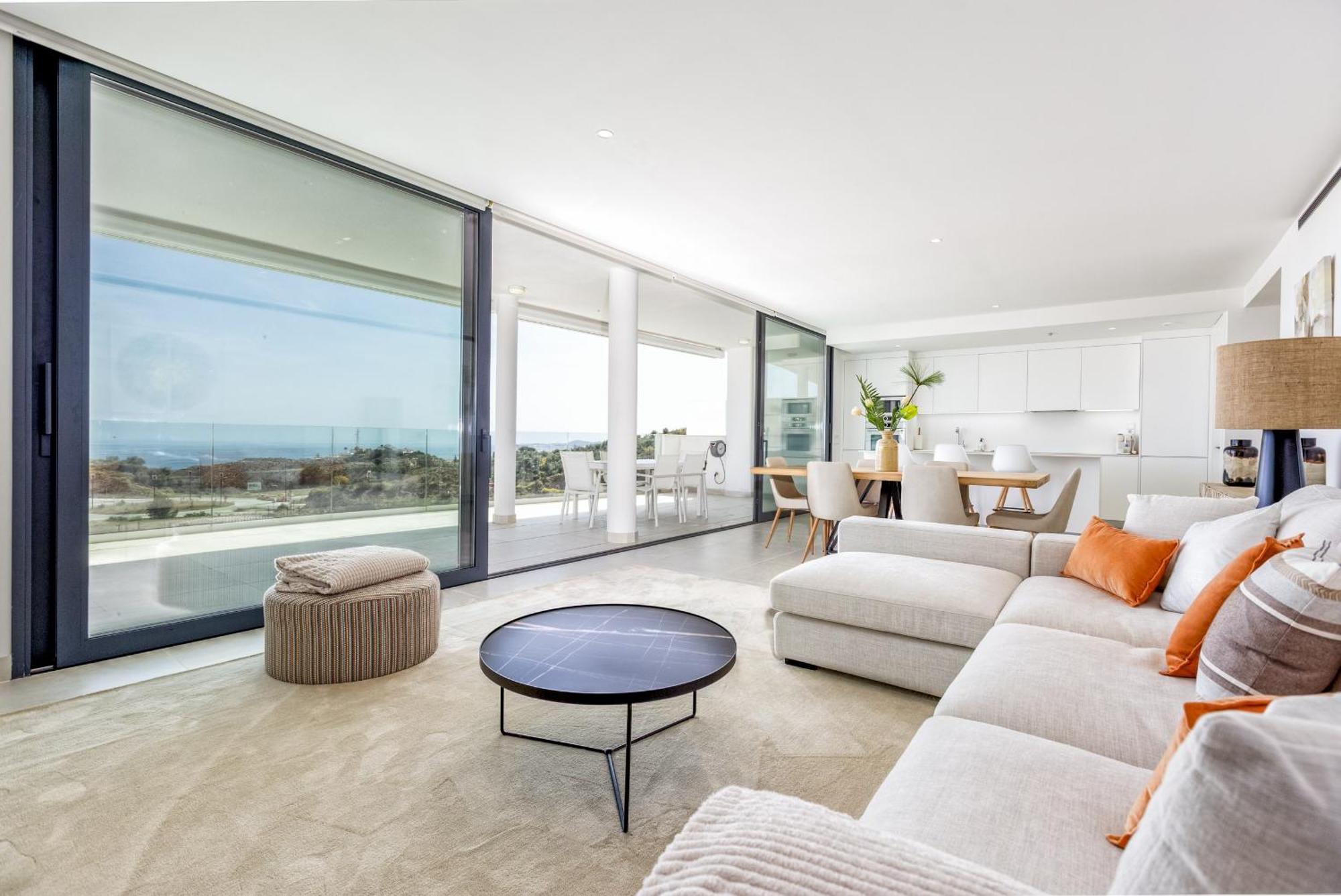 Vivi Homes - Panorama Pool, Golf, Terrace & Sea View Fuengirola