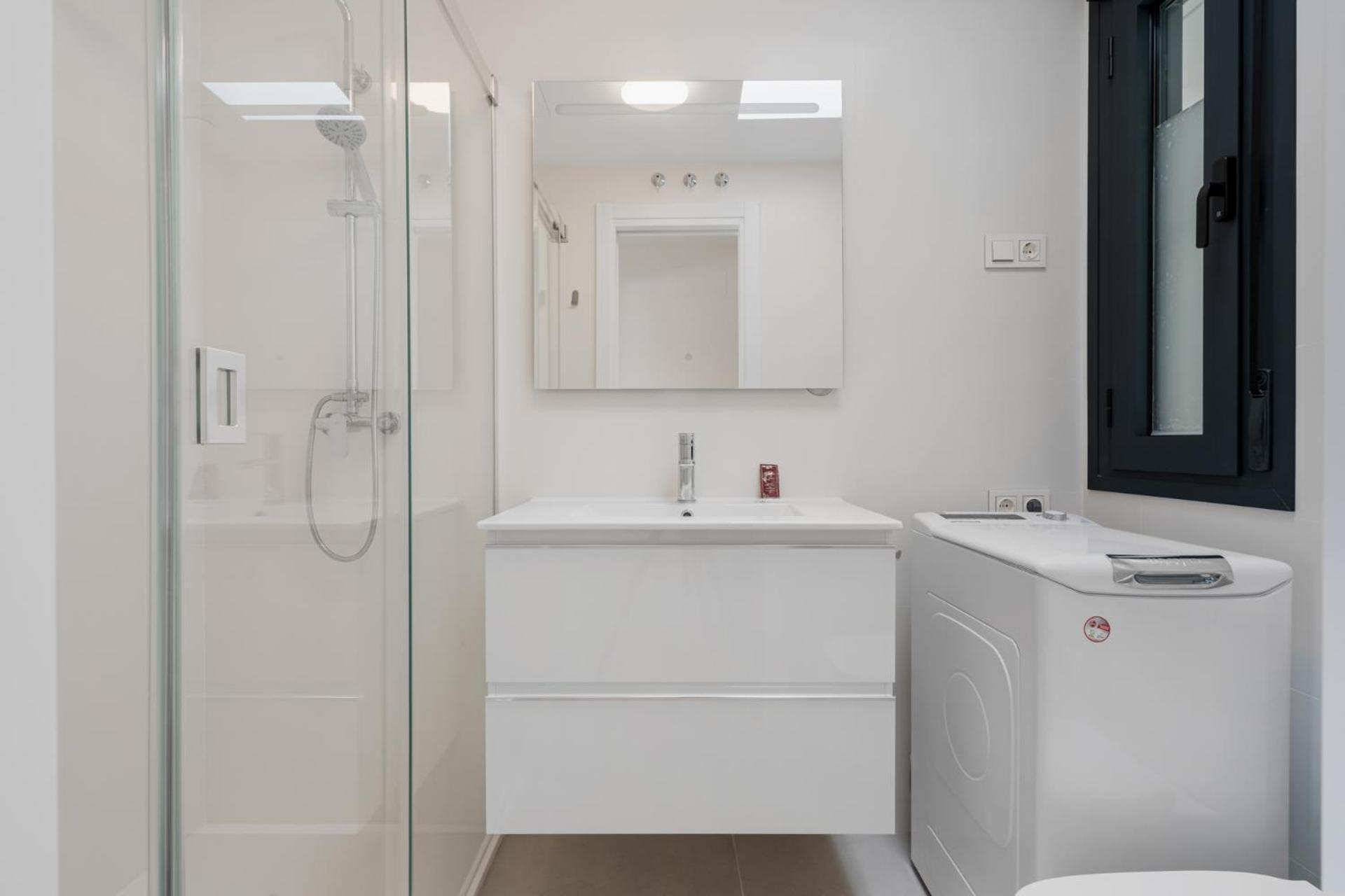 Sunny Penthouse In By Costarentals - Ref 215 *