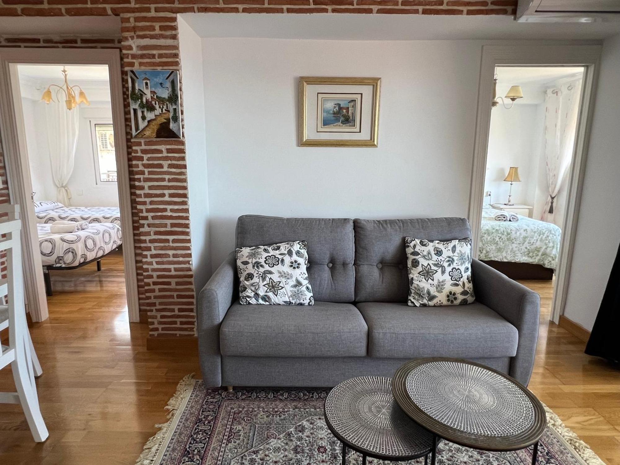 Cosy With Seaviews, Pool Close To Beach. Apartment Fuengirola