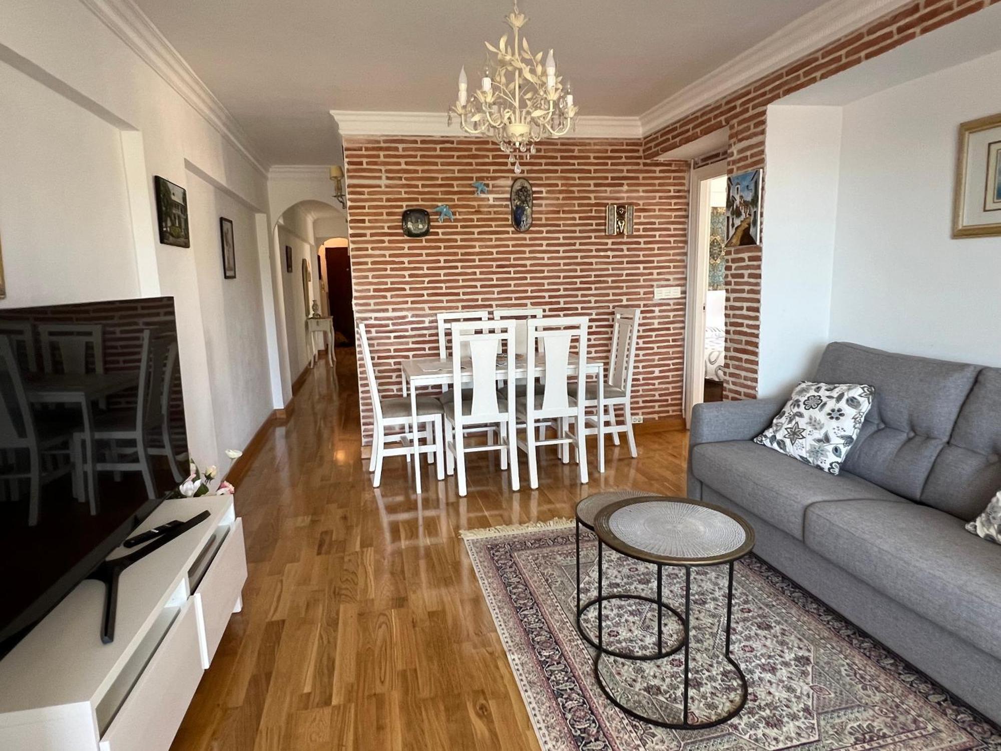 Apartment Cosy With Seaviews, Pool Close To Beach. Fuengirola