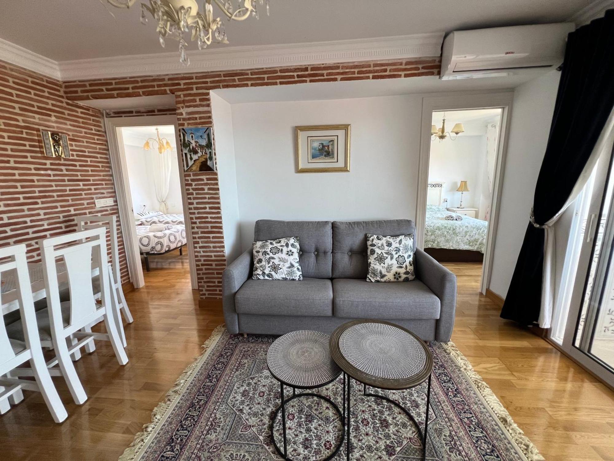 Cosy With Seaviews, Pool Close To Beach. Apartment *