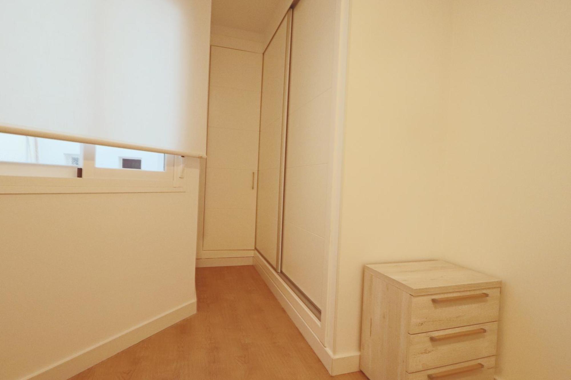 Apartment Poeta 1 Bedroom Ihaep11119