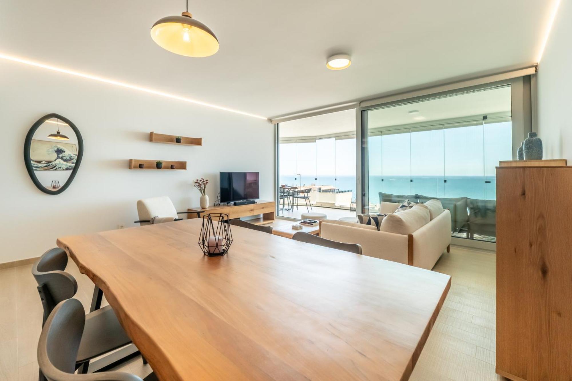 Amazing Sea Views - The Wave Ii, Pool And Sea View Fuengirola