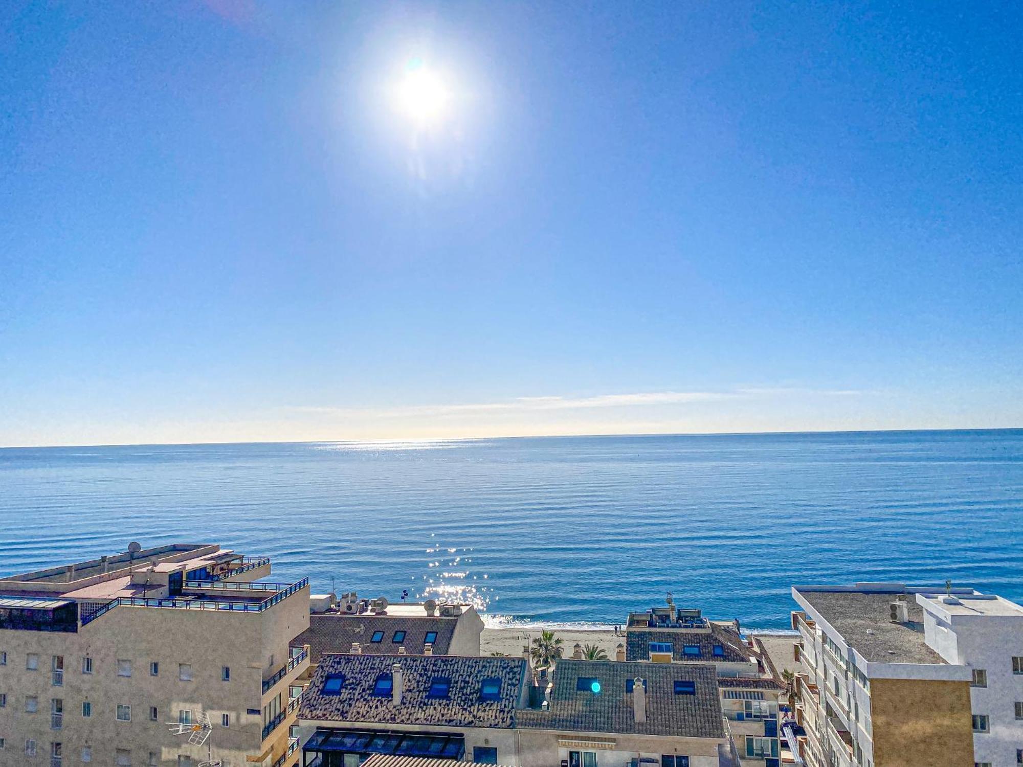 Amazing Sea Views - The Wave Ii, Pool And Sea View * Fuengirola