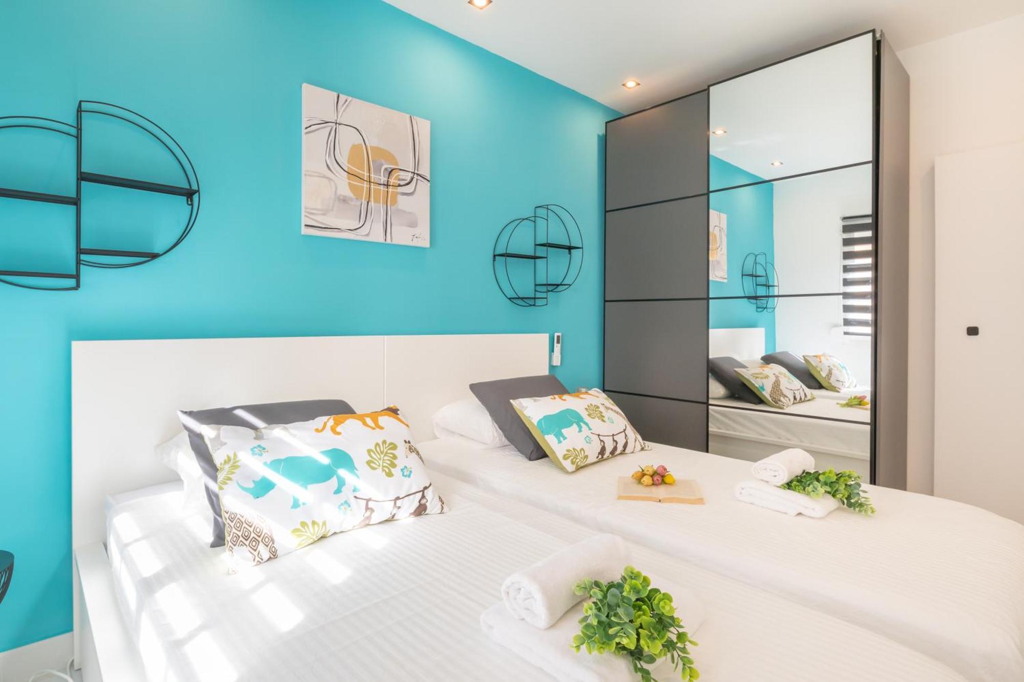Beautiful & Fully Renovated 2bd - In Center - 20 Meters From * Fuengirola