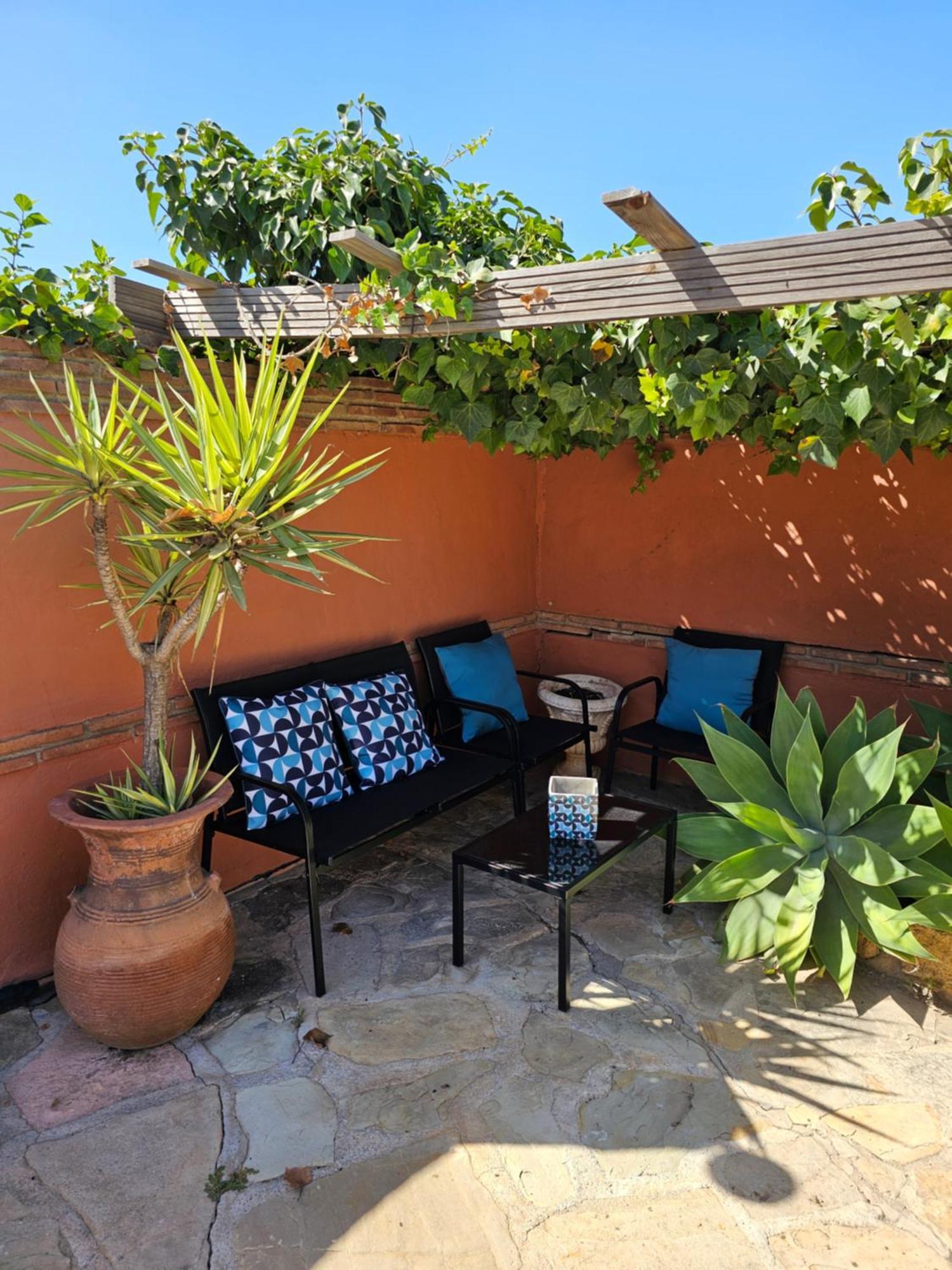 Sea View With Private Pool And Gardens 5 Bedrooms *