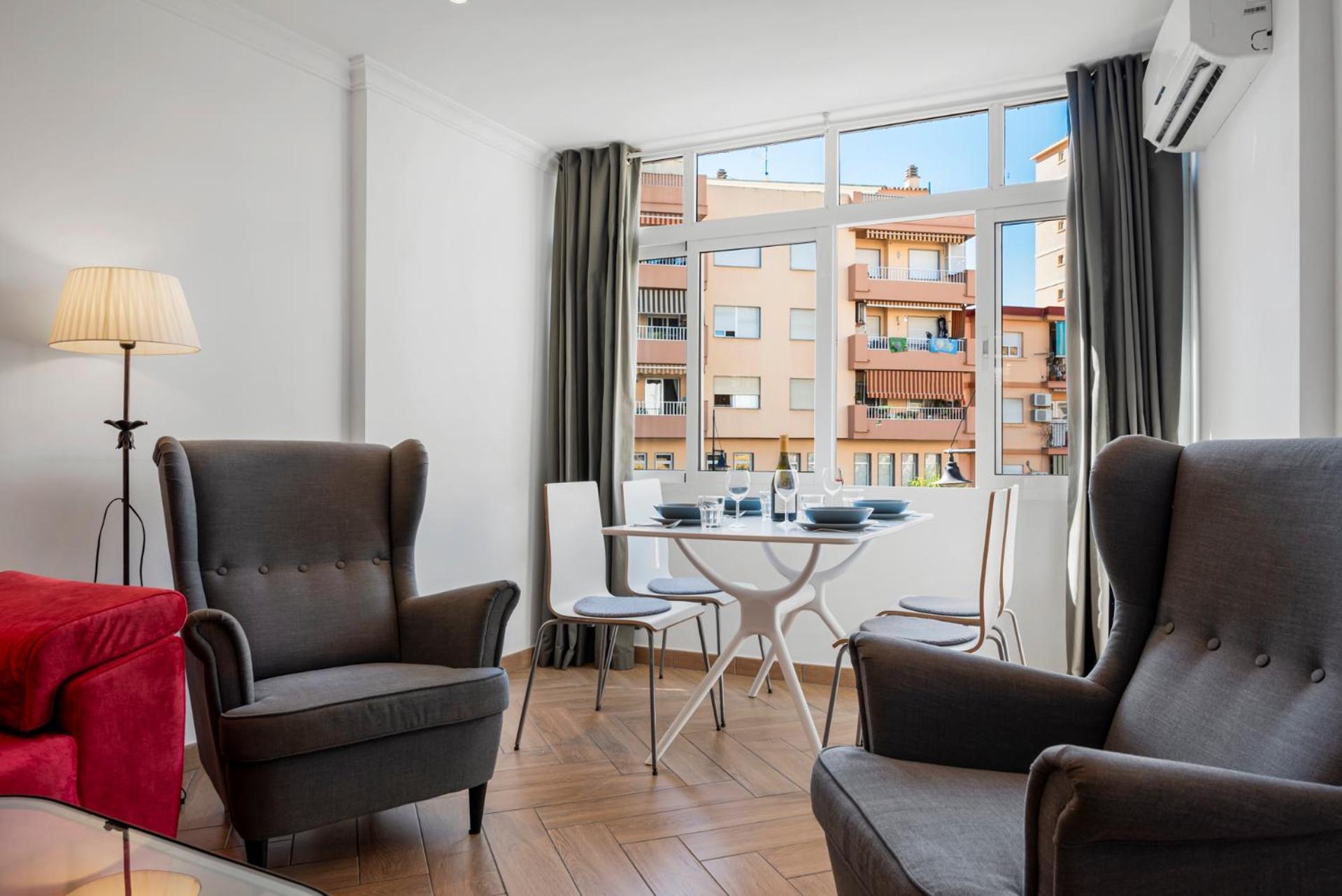 Apartment Sunny In The Center, 5 Min. From The