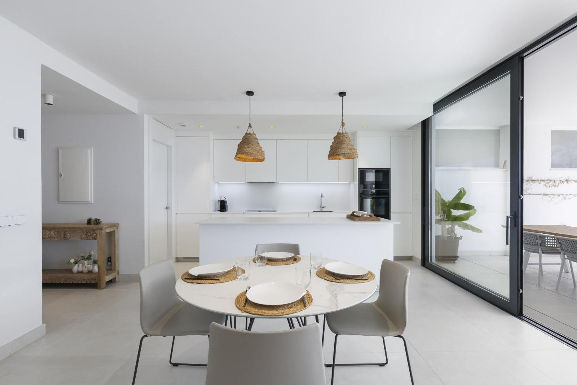 Exlusive With Garden In Higueron Apartment