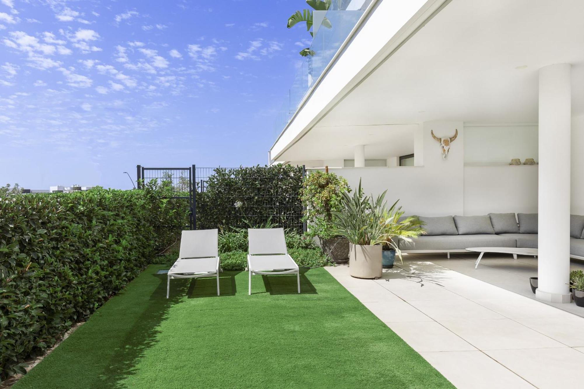 Exlusive With Garden In Higueron