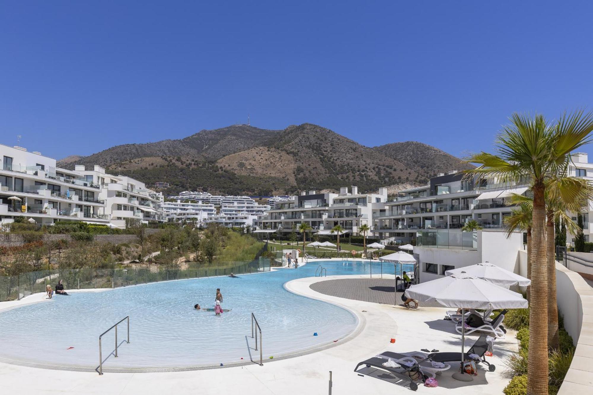 Exlusive With Garden In Higueron * Fuengirola