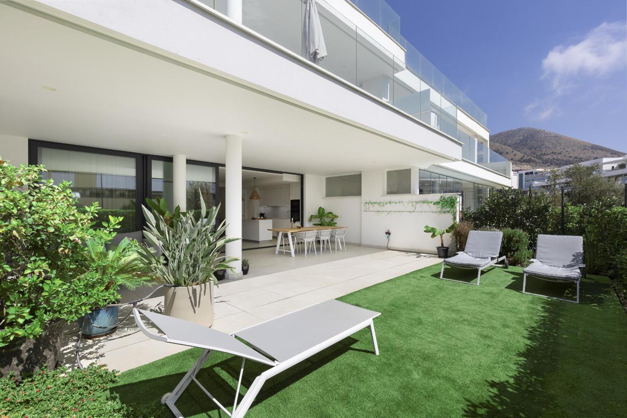 Apartment Exlusive With Garden In Higueron *