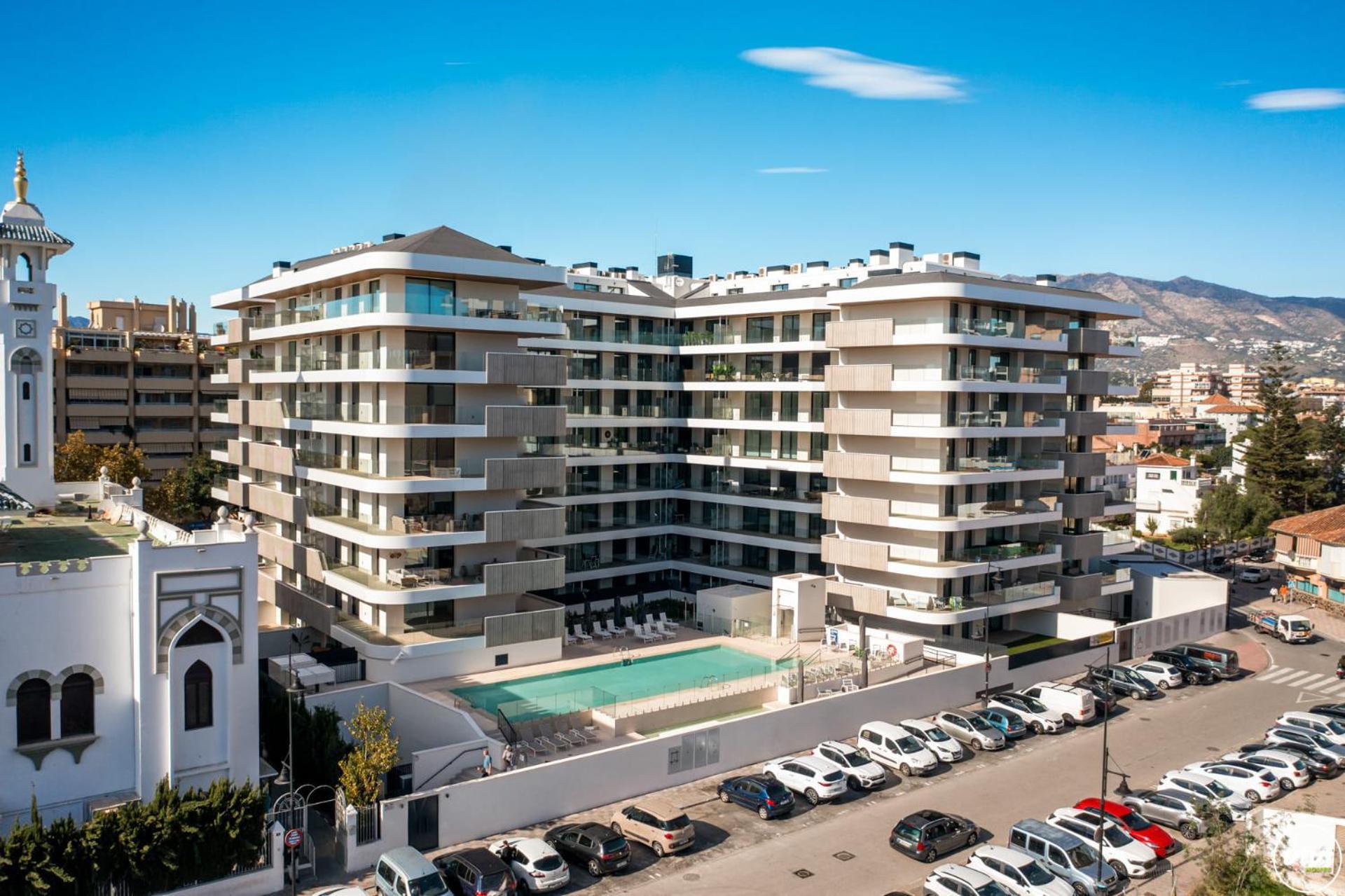 Apartment Vivi Homes - Jade Beautiful With Spa, Pool And Cinema 200 Meters From The *