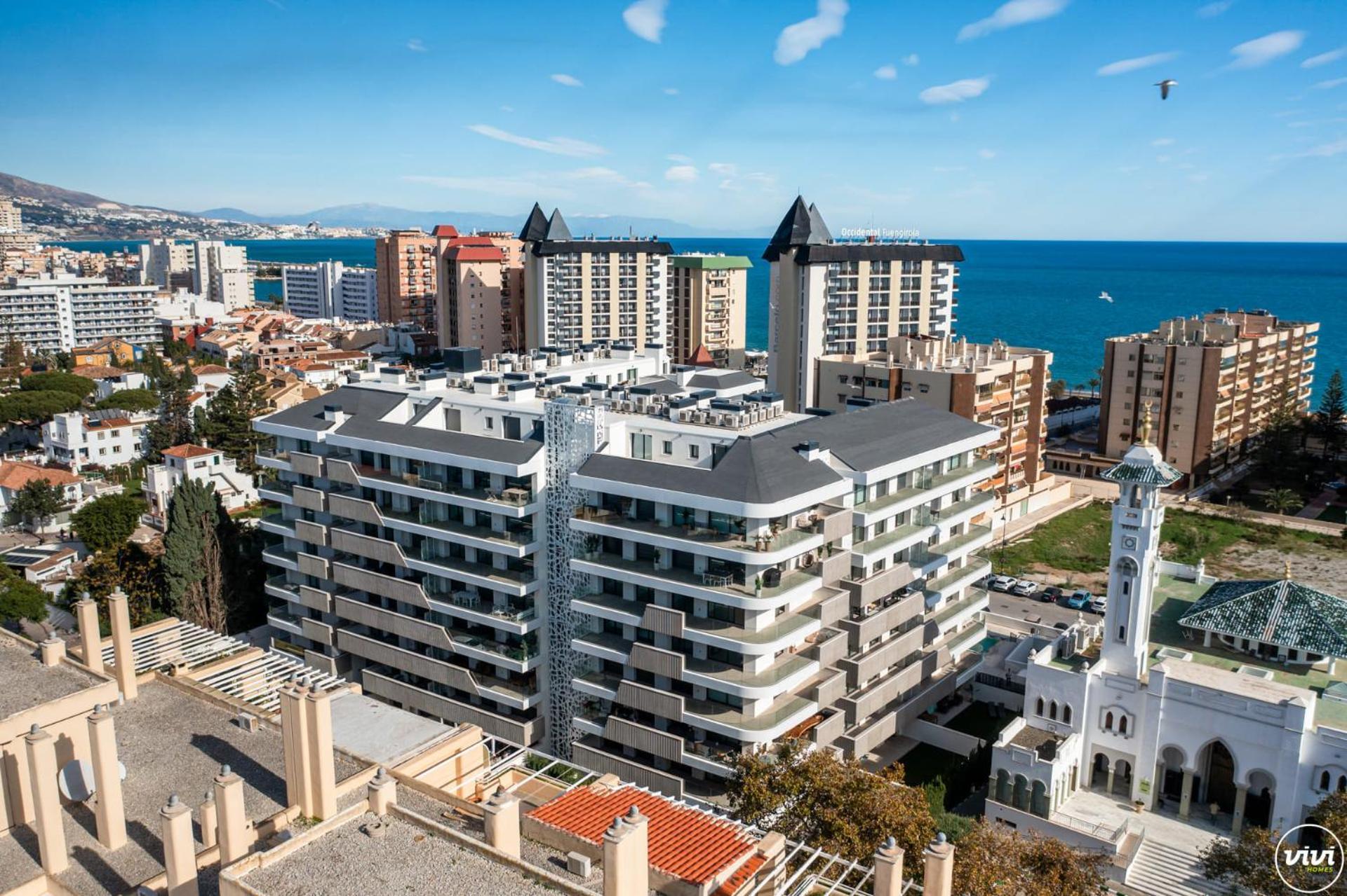 Apartment Vivi Homes - Jade Beautiful With Spa, Pool And Cinema 200 Meters From The *