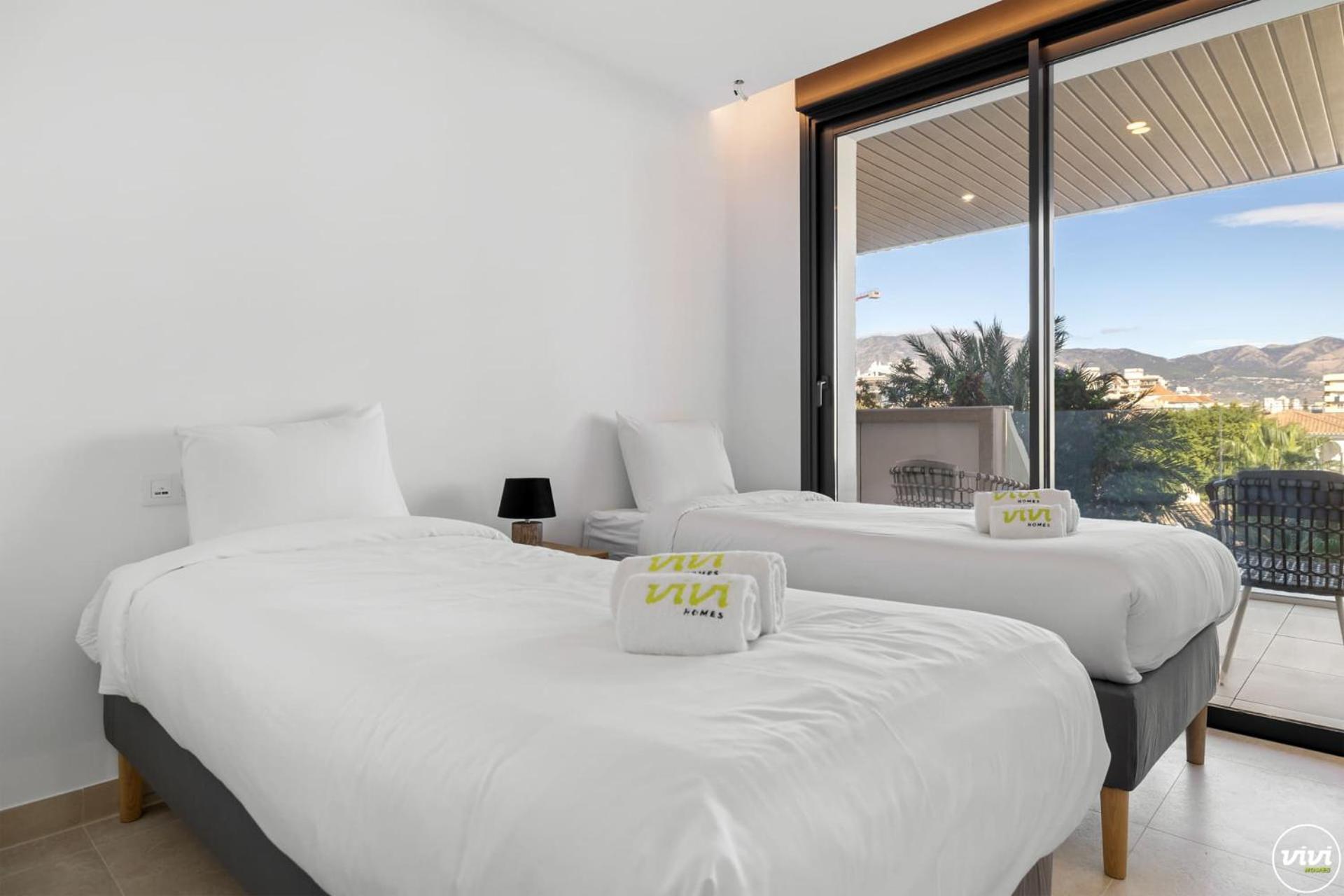 Vivi Homes - Jade Beautiful With Spa, Pool And Cinema 200 Meters From The Apartment Fuengirola