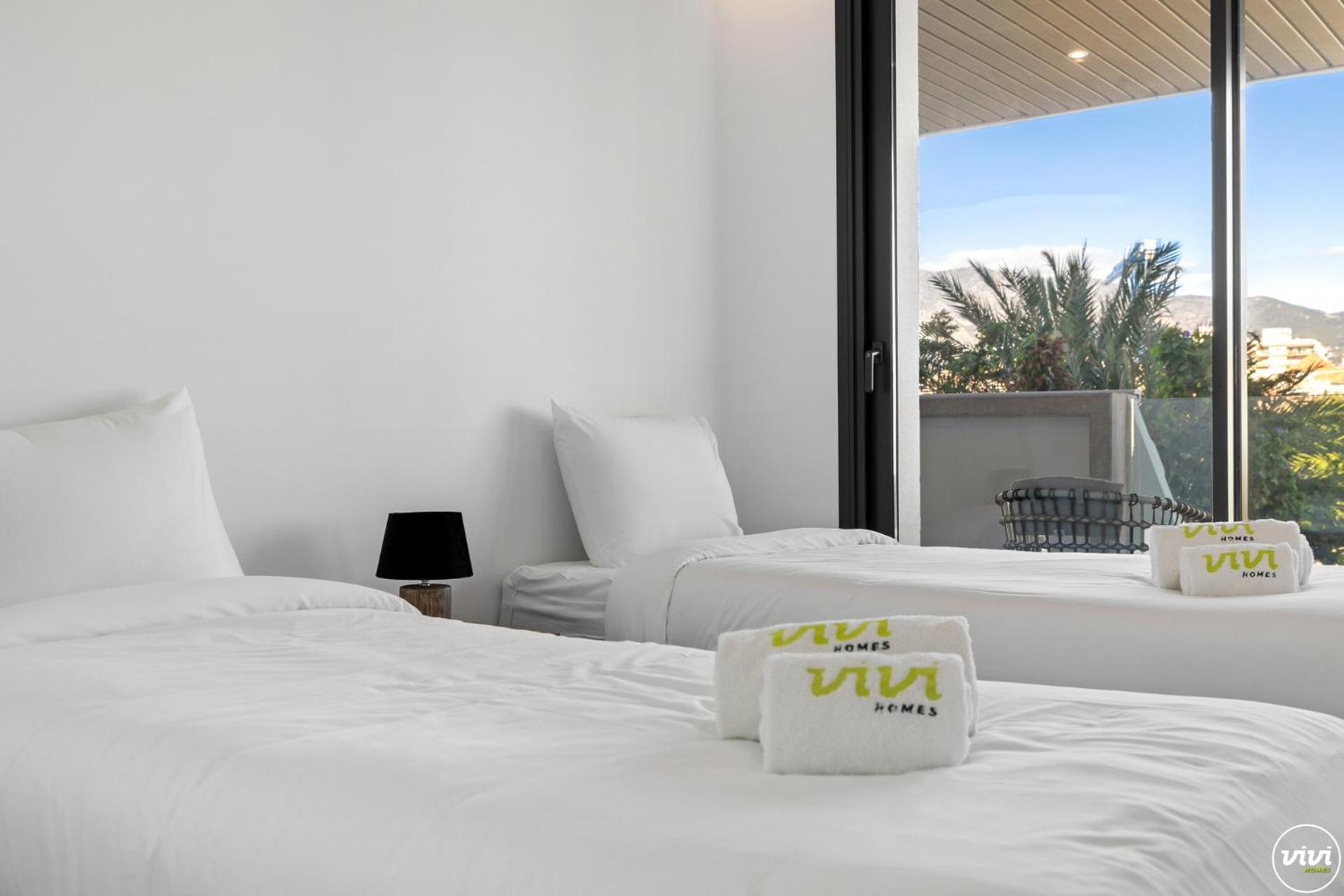 Vivi Homes - Jade Beautiful With Spa, Pool And Cinema 200 Meters From The *