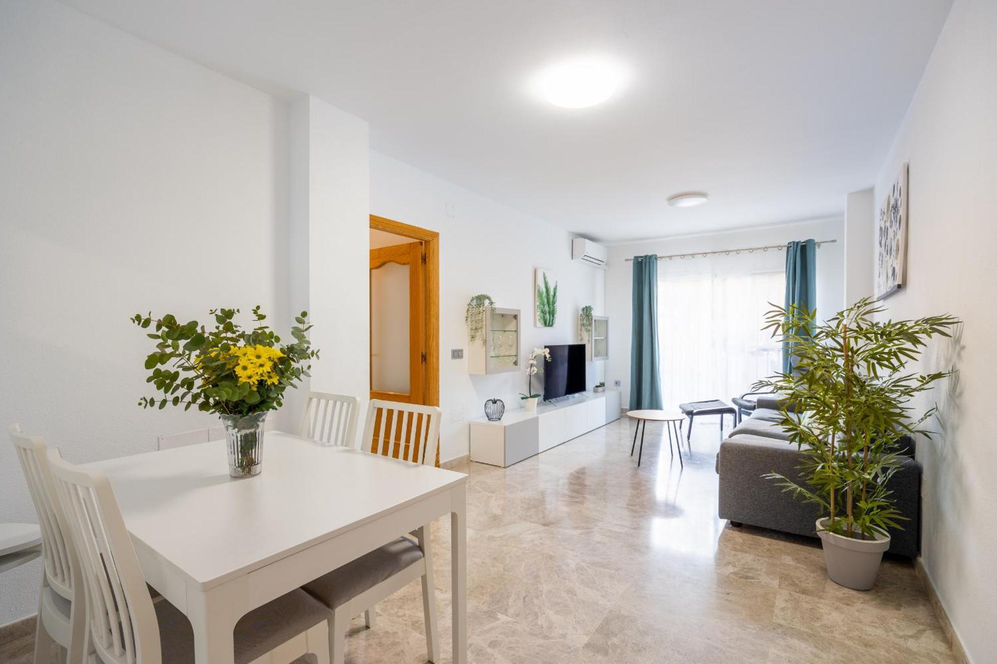Apartment Ninfa - Wifi, Piscina, A/c, Lavadora, Silla De Ruedas Bienvenidas