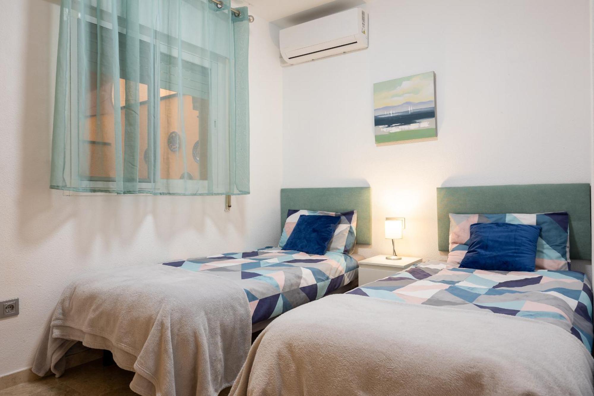 Ninfa - Wifi, Piscina, A/c, Lavadora, Silla De Ruedas Bienvenidas Fuengirola