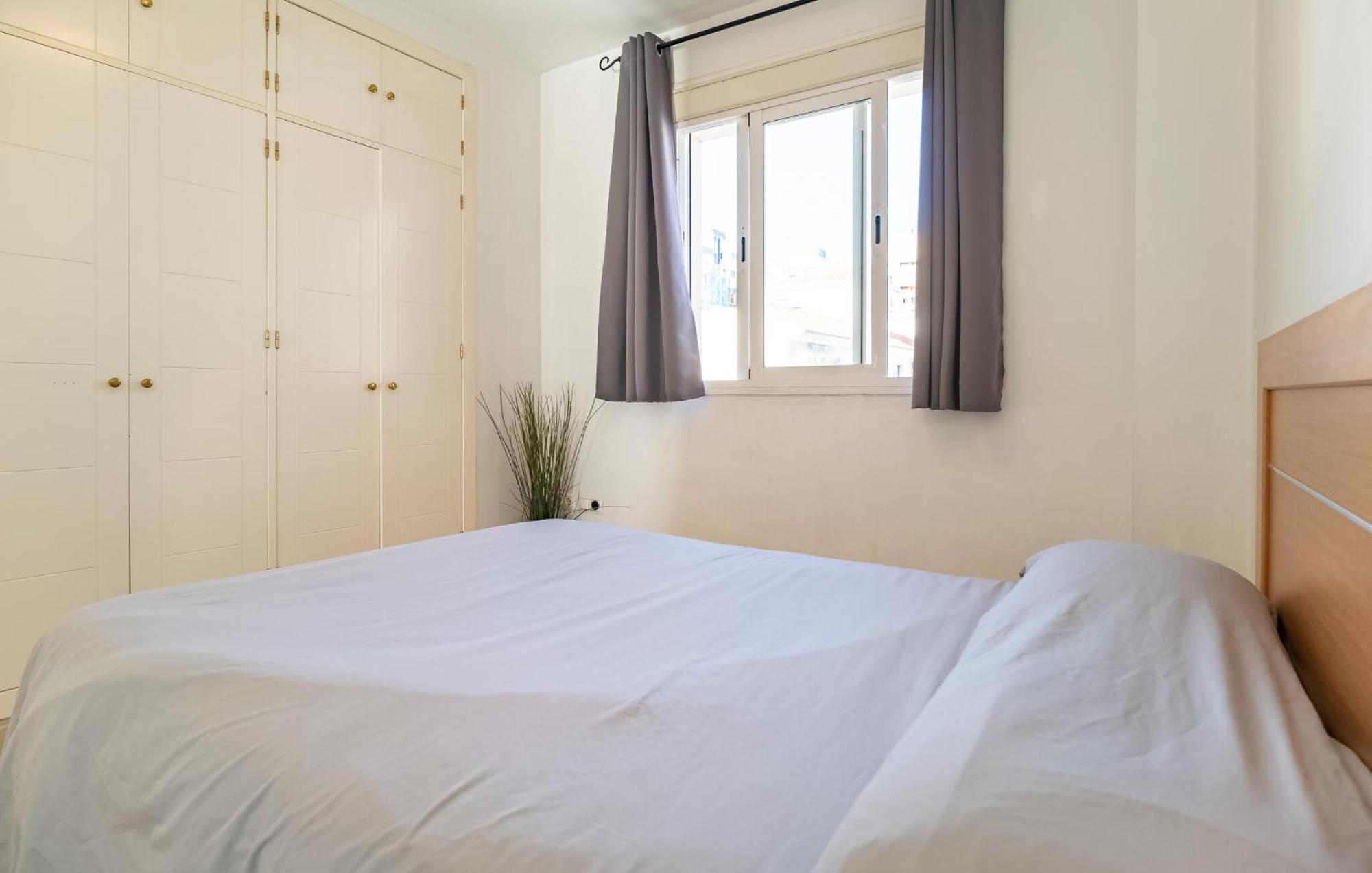 Apartamento Gorgeous In With Wifi Fuengirola