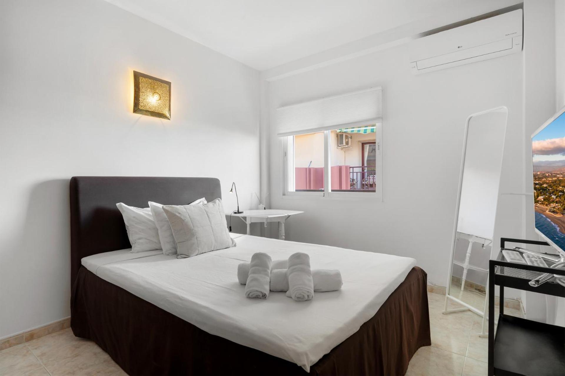 Apartment Marvelous Waterfront In By Costarentals - Ref 73
