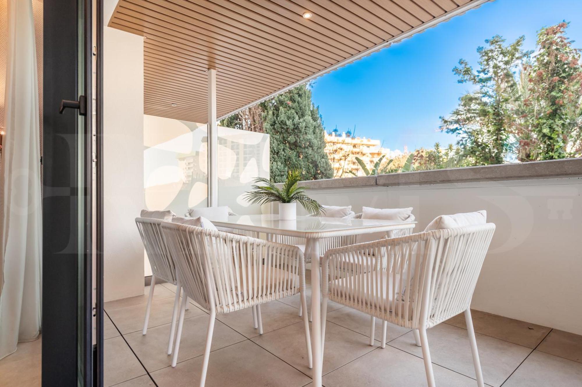 Coastside With Balcony And Parking By Rems Apartment *