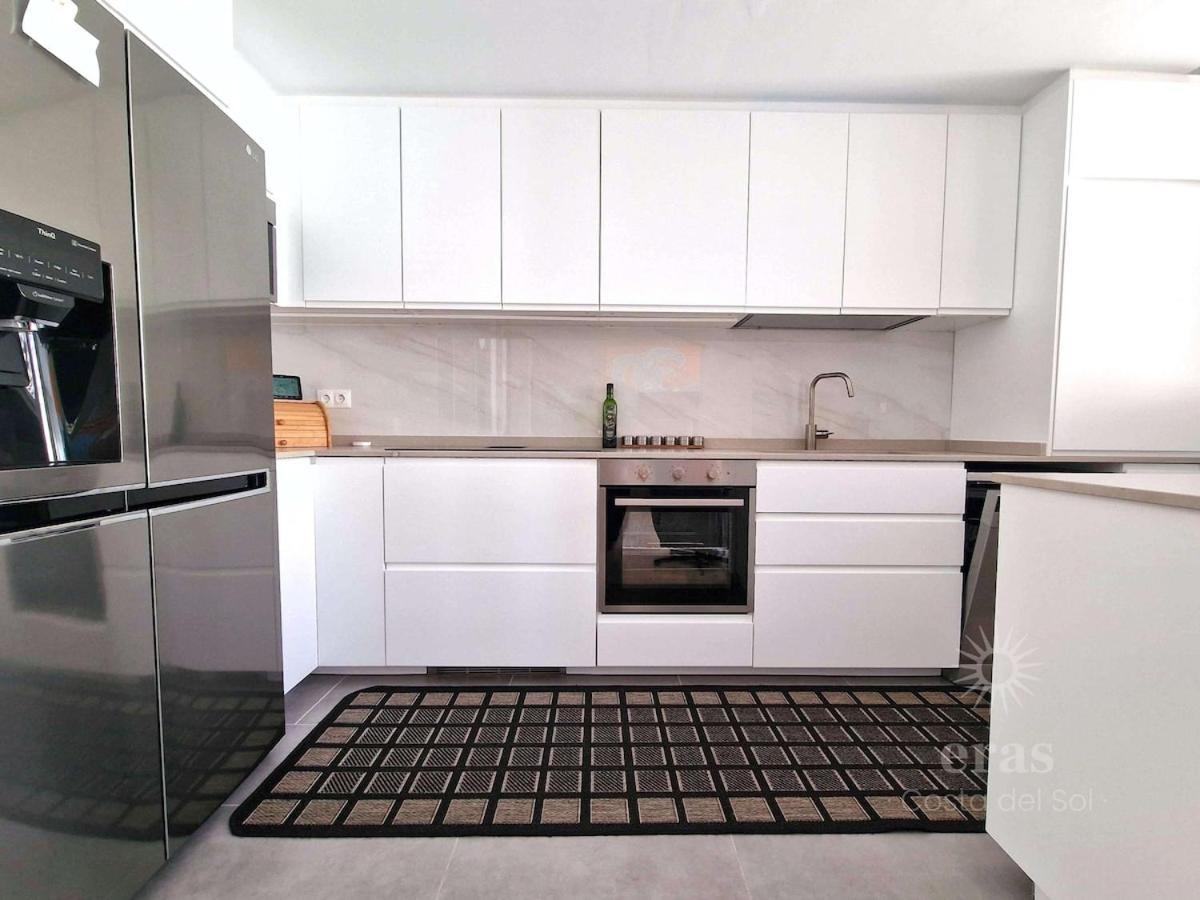 Apartment 3 Minutes From The Beach, And Bright A219