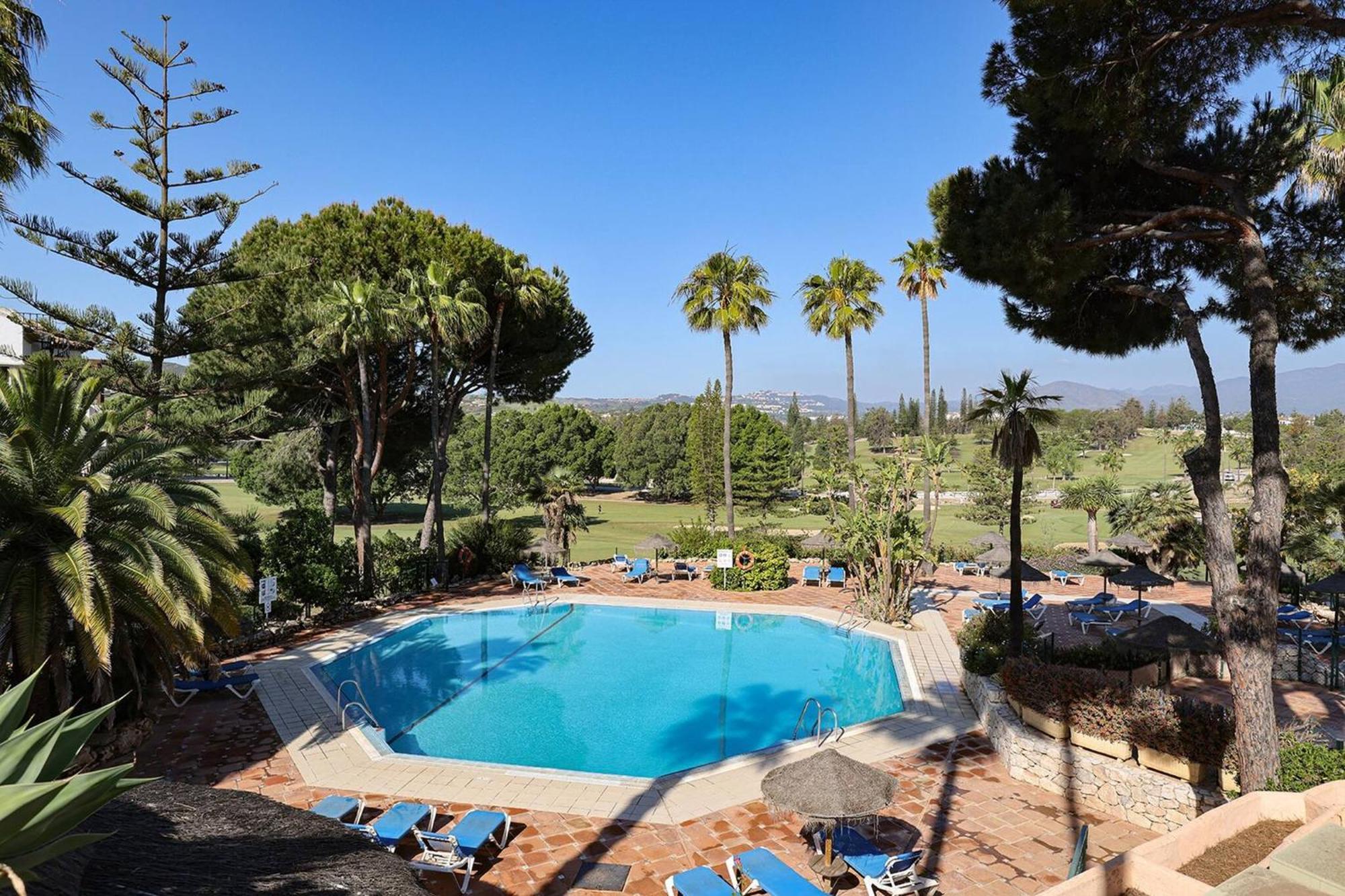 053 - Two Bed Mijas Golf In Popular Matchroom Golf Club Apartment Fuengirola