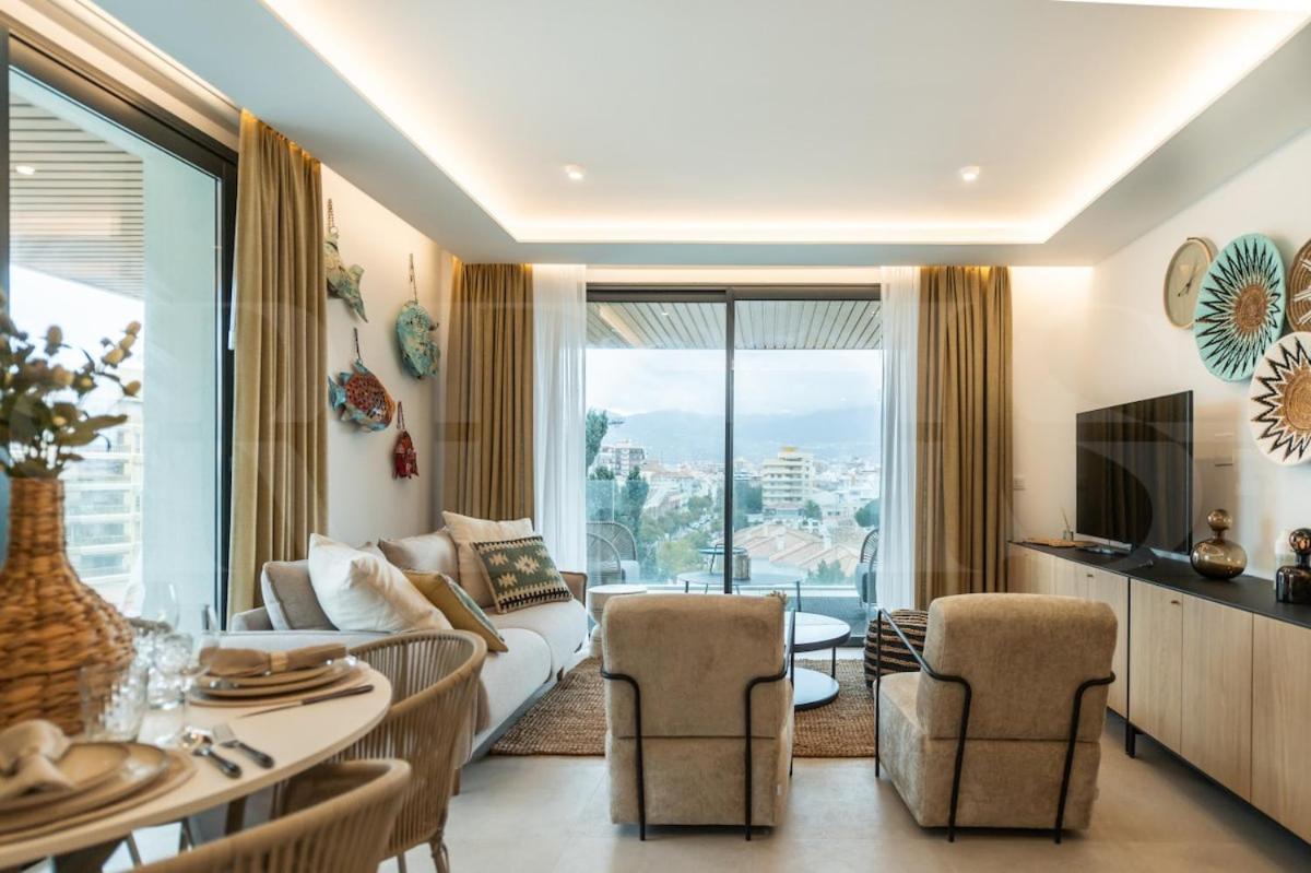 Apartamento Elegant 2 Bedroom Gem With Terrace And Parking Rems