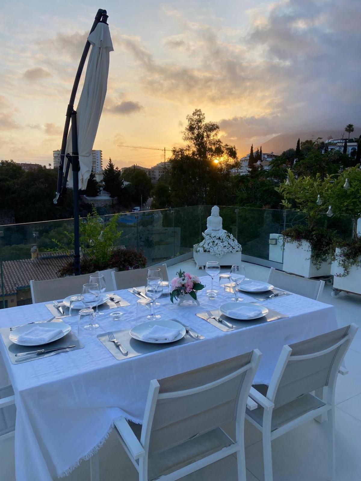 Bali Malaga In Torreblanca Villa Fuengirola