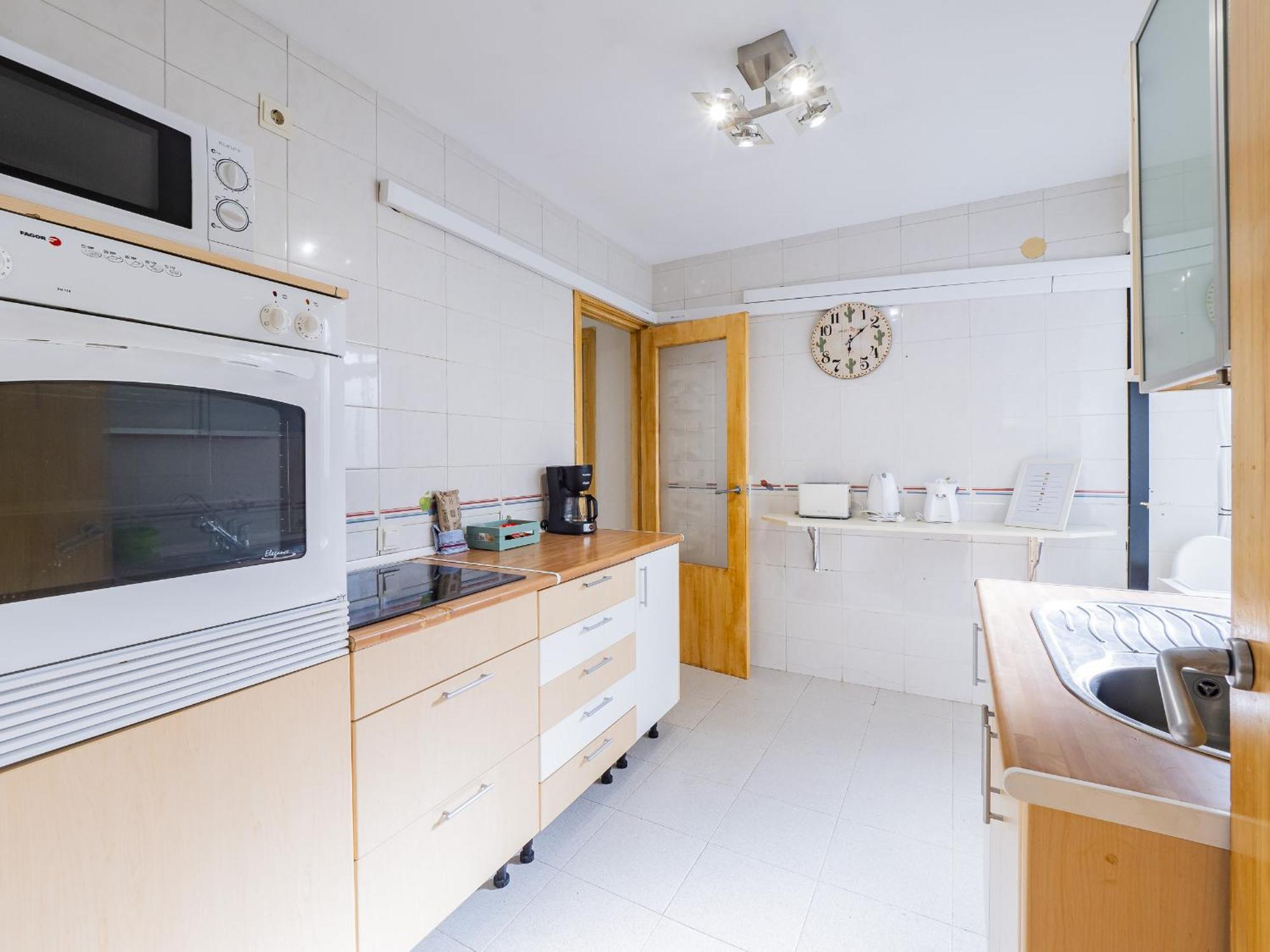 Cubo's De Lacroix & Pool Apartment *