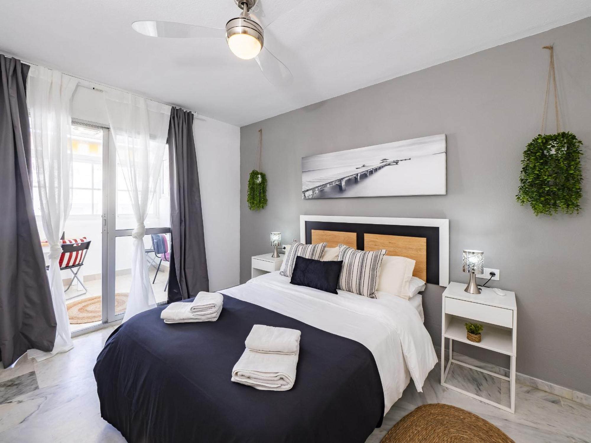 Cubo's De Lacroix & Pool Apartment