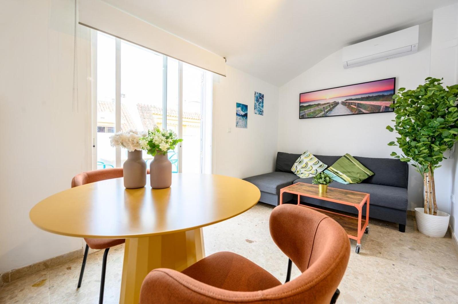 Cano Penthouse, Terrace & 2 Min To The By 10tosea * Fuengirola