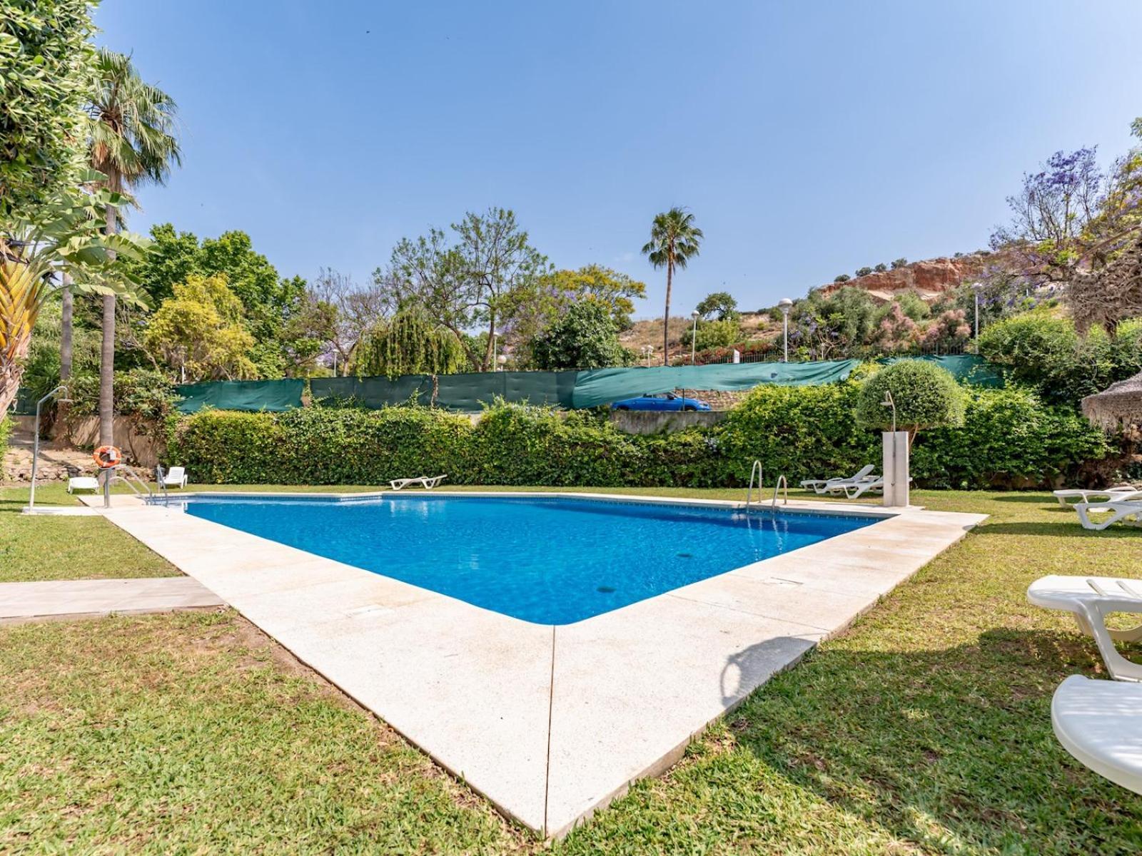 Pass The Keys Stylish 3 Bed Flat In Pacos Apartment *