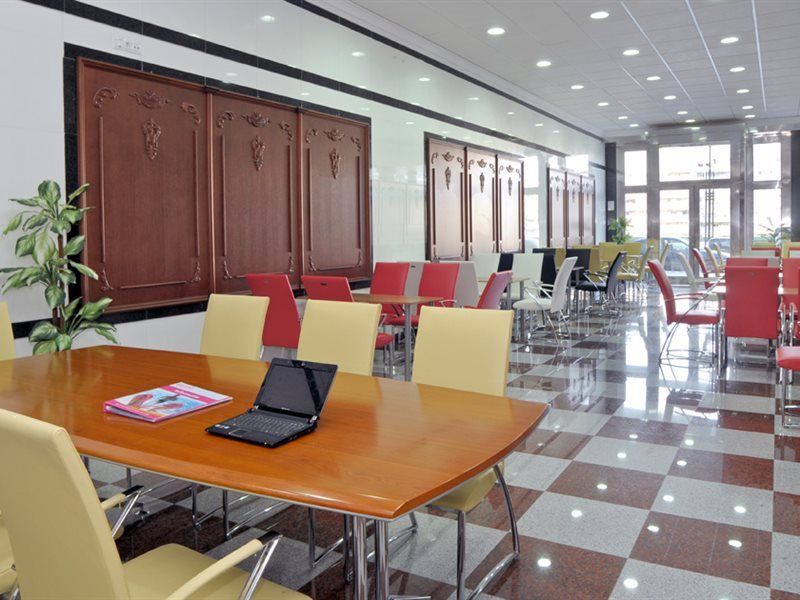 Hotelli Nuria Sol Apts Fuengirola